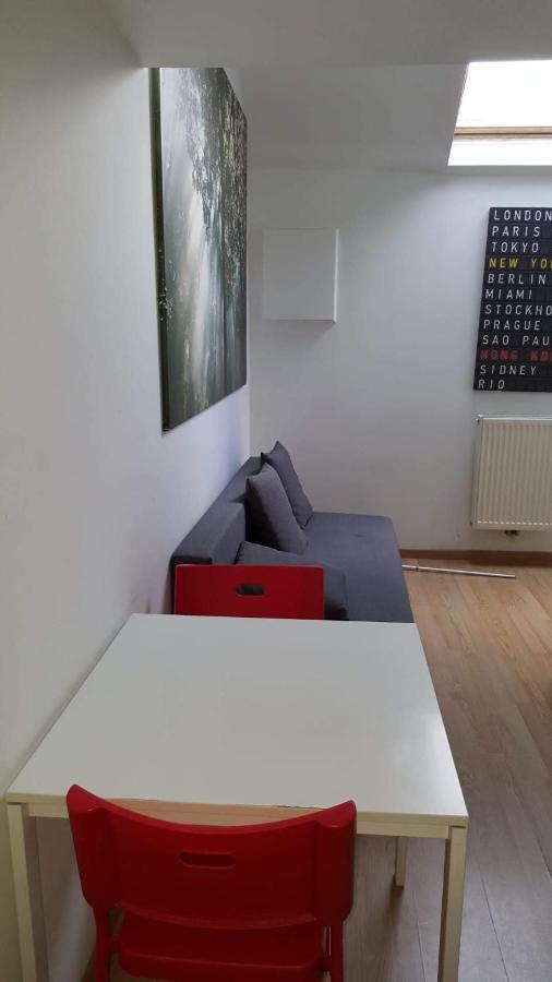 Central Duplex Sleeps 4 Bruksela Zewnętrze zdjęcie